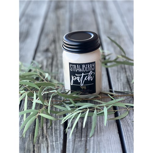 Milkhouse_Candle_Strawberry_Patch